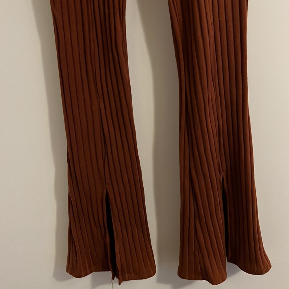 Rust Slit Ankle Pants - Picture 2 of 6